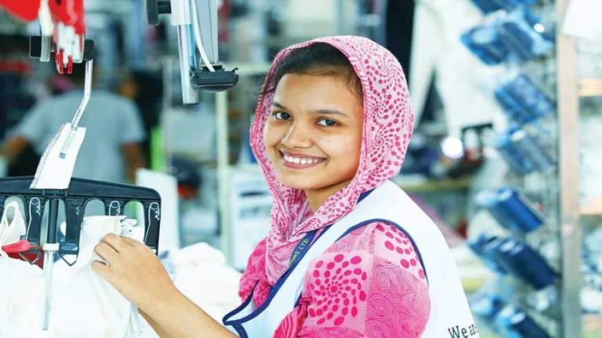 পোশাক শিল্পে দক্ষ জনশক্তি তৈরিতে চলছে ফ্রি প্রশিক্ষণ প্রোগ্রাম।